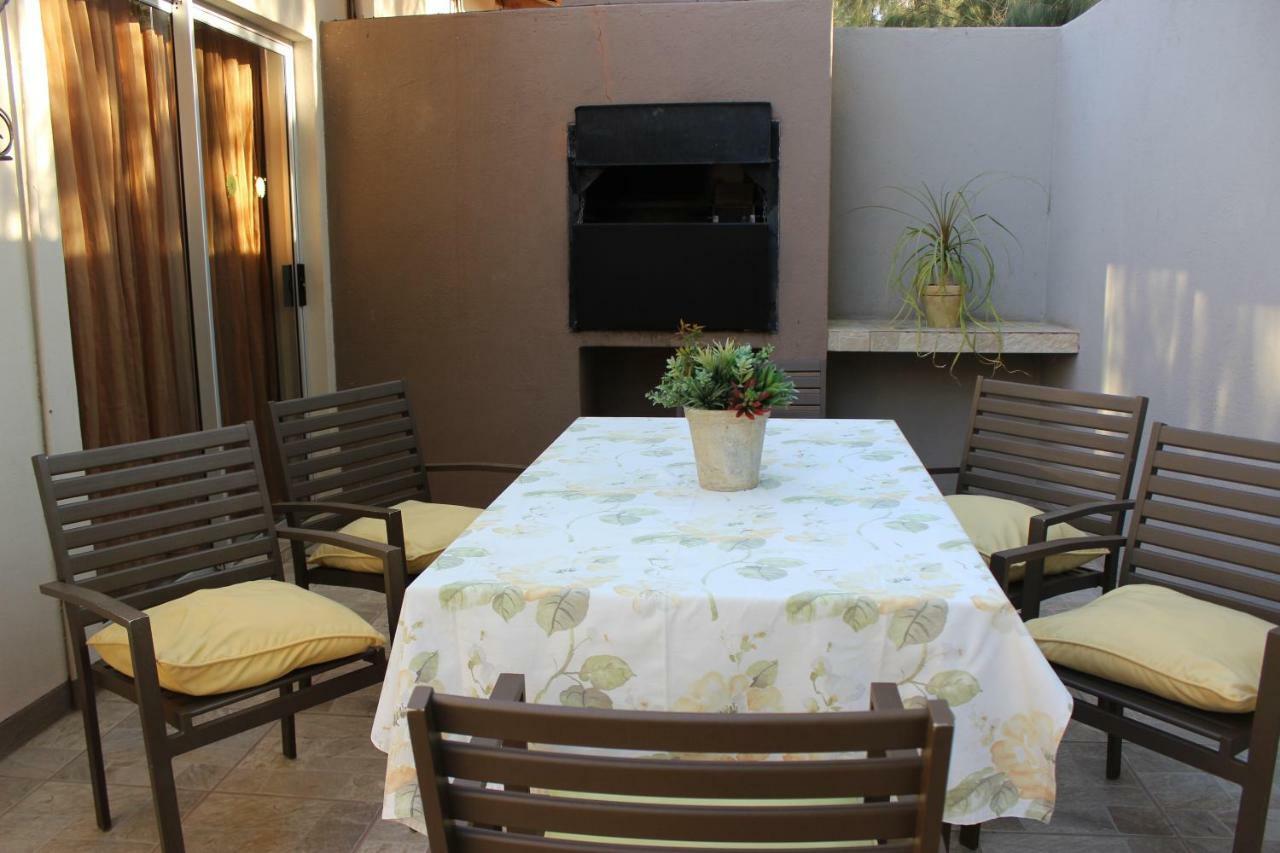 The Falls Guest House Augrabies Екстер'єр фото